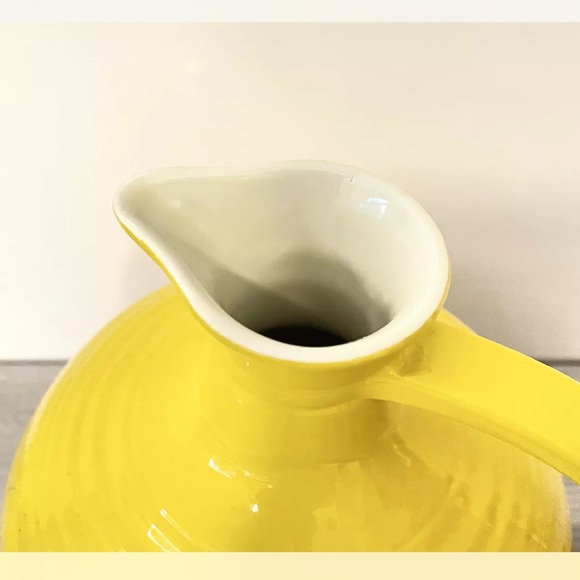 Vintage Hall’s 5 Band Pitcher with Lid Mid-Century Modern Rare - Picture 9 of 10